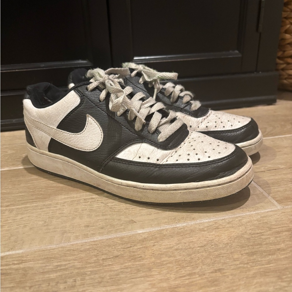Men’s Nike Court Vision Low Top Sneakers Shoes Black White Lace Up 7.5